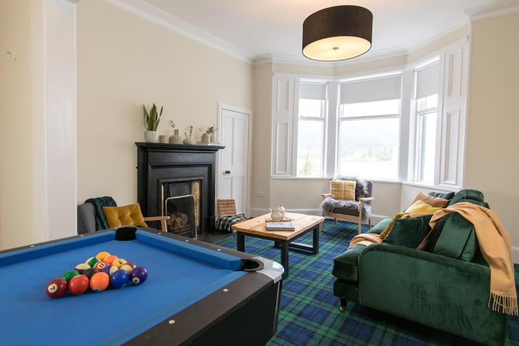 Rossmay House - 4 Bedroom Scottish Villa With Waterfront / Mountain Views Arrochar Eksteriør bilde
