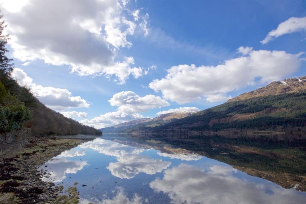 Rossmay House - 4 Bedroom Scottish Villa With Waterfront / Mountain Views Arrochar Eksteriør bilde