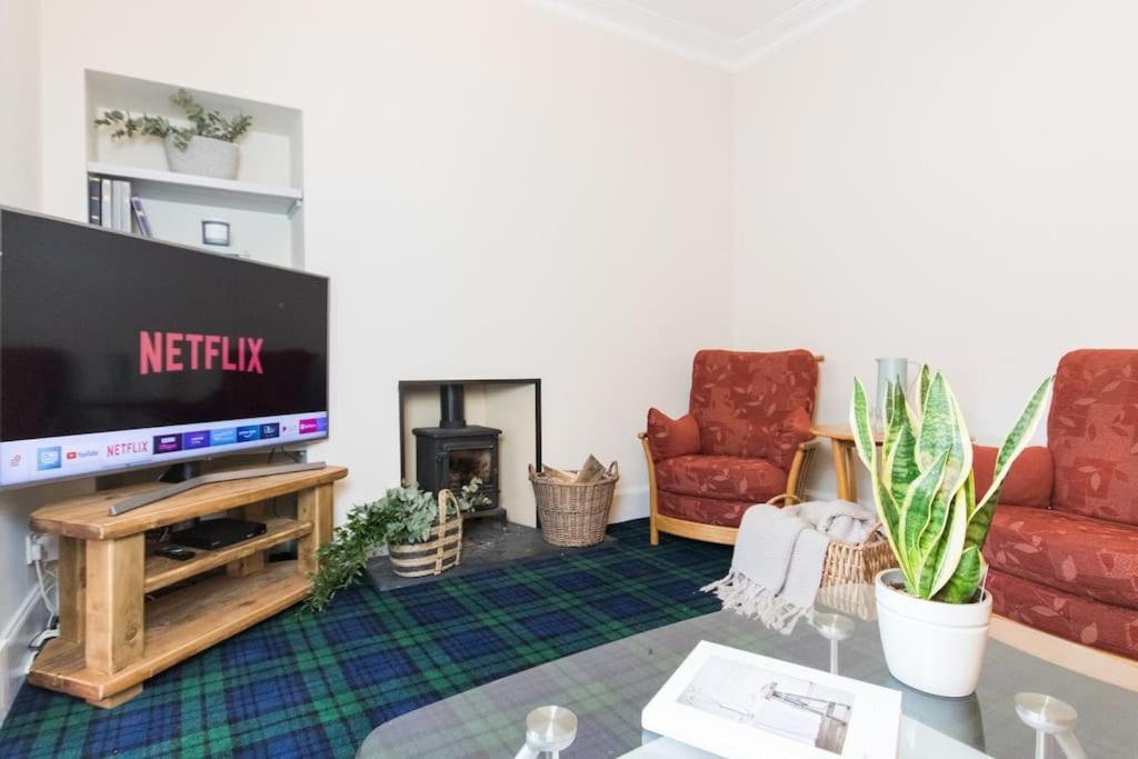 Rossmay House - 4 Bedroom Scottish Villa With Waterfront / Mountain Views Arrochar Eksteriør bilde