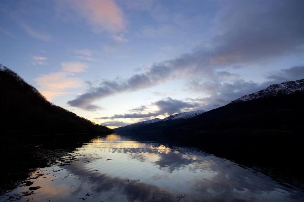 Rossmay House - 4 Bedroom Scottish Villa With Waterfront / Mountain Views Arrochar Eksteriør bilde